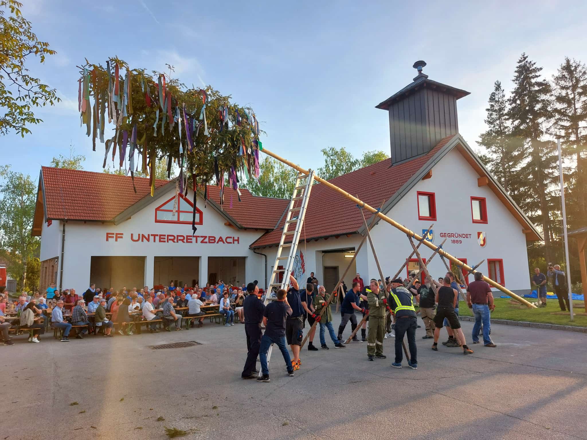 Maibaum aufstellen – 30.04.2025